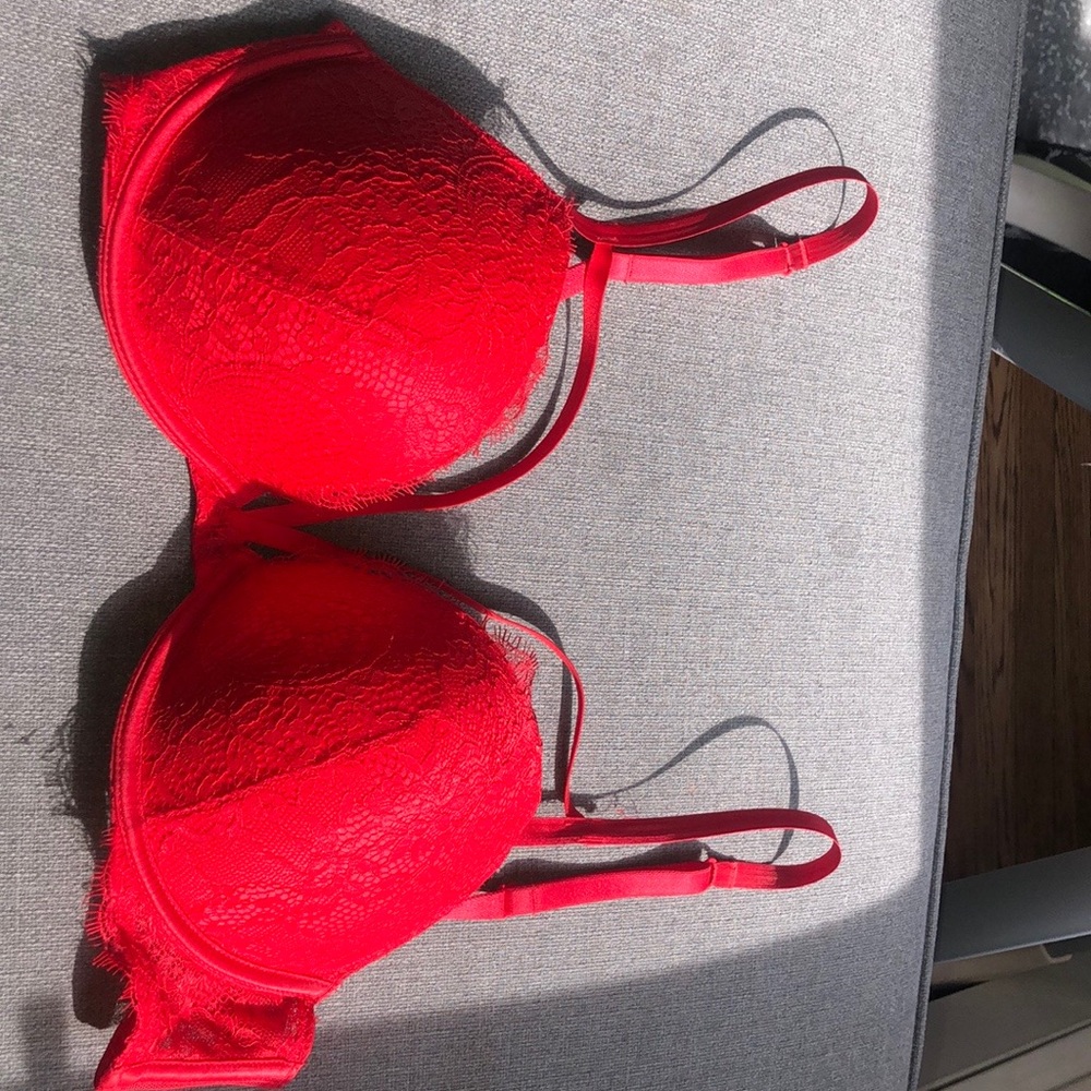 Victoria Secret Push Up Bra